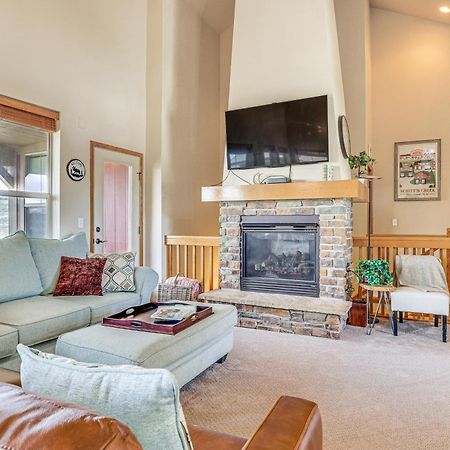 Fall And Winter Getaway Picturesque Granby Townhome Εξωτερικό φωτογραφία